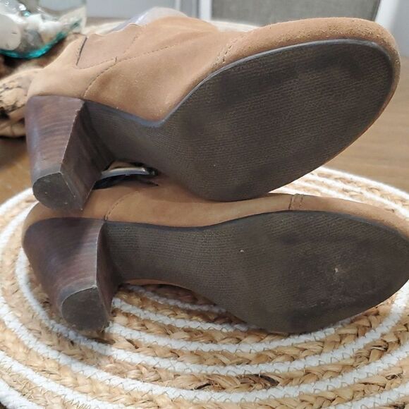 Madison, Women’s Leather, Billy Style Tan Ankle booties, size 8 - Picture 9 of 11